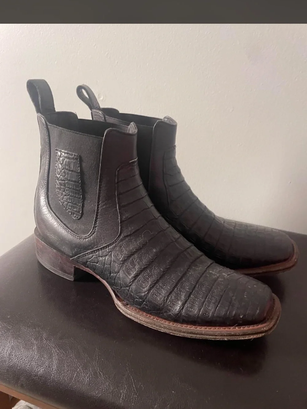 Los Altos Men's Black Croc-Embossed Chelsea Boots 10.5